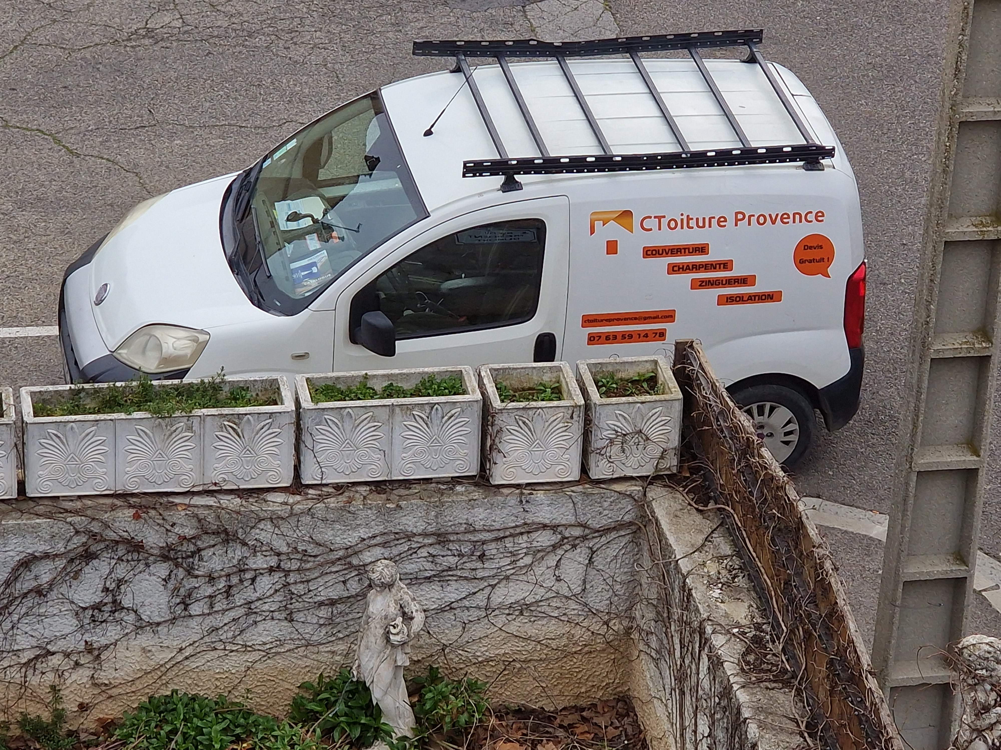 Logo C Toiture Provence traitement anti-humidité et infiltration d'eau Bouches-du-Rhône 13